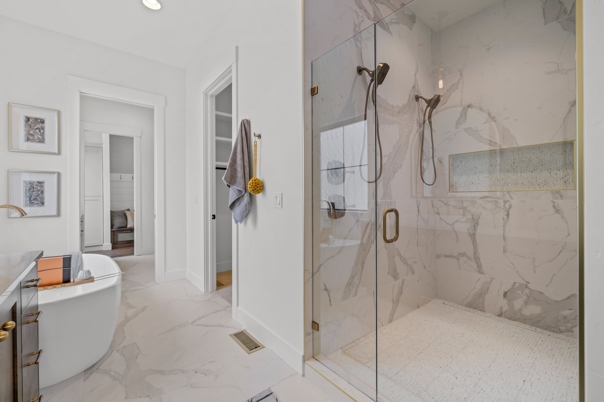 6455 biathlon luxury porcelain shower spa like owner suite